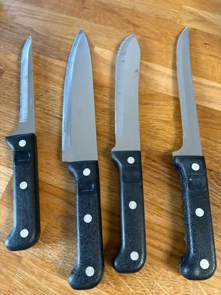 Photo of free 4 knives (Oldfield Park) #1