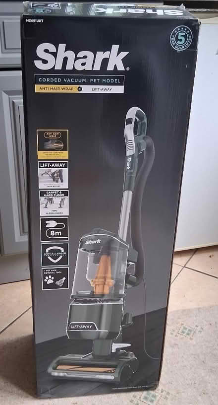Photo of free Shark Vacuum (Wickford SS12) #1