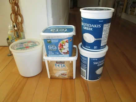 Photo of free food containers w/lids (Old Ottawa South) #2