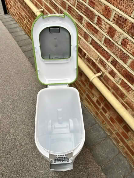 Photo of free Dog food bin (Brighton BN2 6) #2