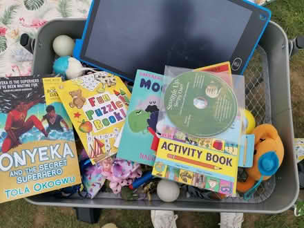 Photo of free Toys and bits (Chessington KT9) #1