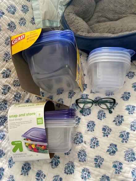 Photo of free NEW plastic food storage 6x3 cups (takoma Park, MD) #2