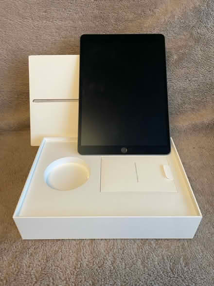 Photo of free iPad Air (Goring BN11) #2