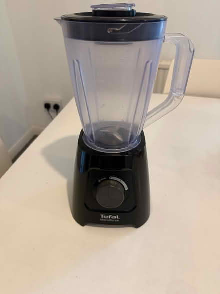 Photo of free blender (Staines) #2