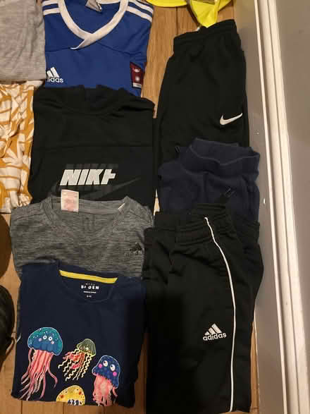 Photo of free Bundle boy 9-10 years (E8) #2