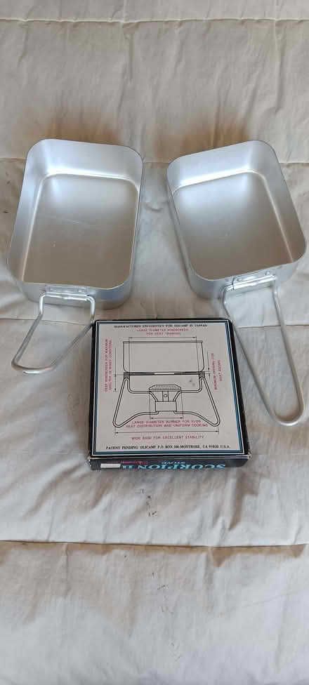 Photo of free camping stove and two pans (Farnborough BR6) #2