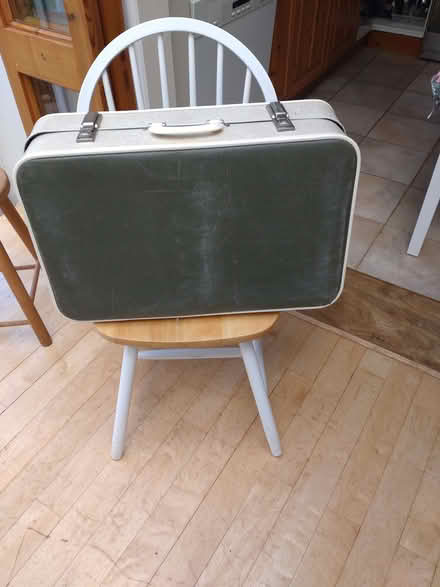 Photo of free Suitcase (Lamborough Hill OX1) #2