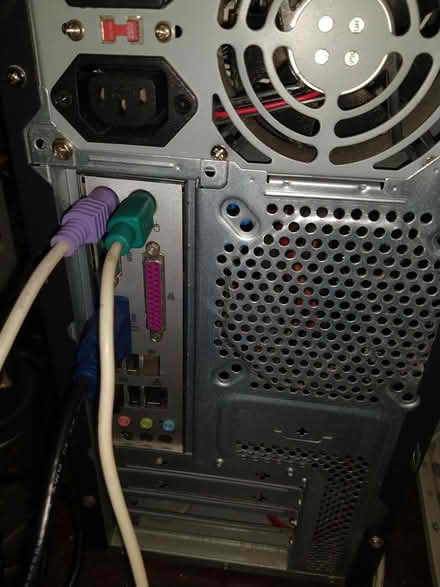 Photo of free Computer (The Reddings) #3