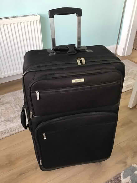 Photo of free Large suitcase (Dundee DD3) #1