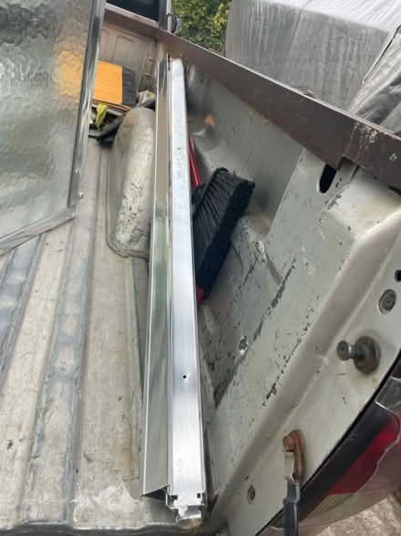 Photo of free shower doors for tub surround (El Camino/shoreline/Miramonte) #3