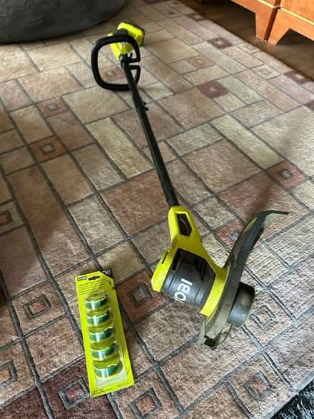Photo of free Ryobi Weedeater — with a caveat (West Seattle) #1