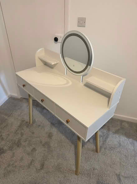 Photo of free Dressing table (LS26, Rothwell) #1