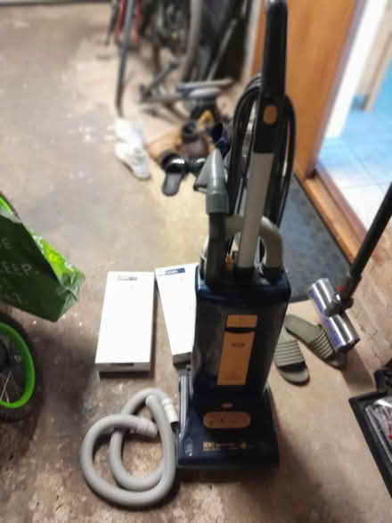 Photo of free Fully working hoover with dust bags (Welwyn Garden city AL7) #1