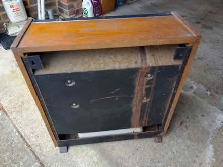 Photo of free Large Valor paraffin heater with can (Knaphill GU21) #2