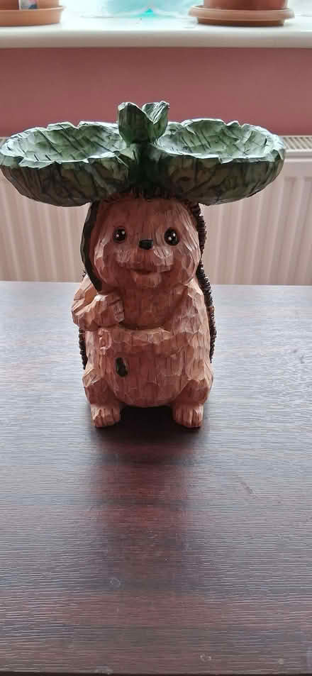 Photo of free very small bird bath/feeder (Wigmore LU2) #2