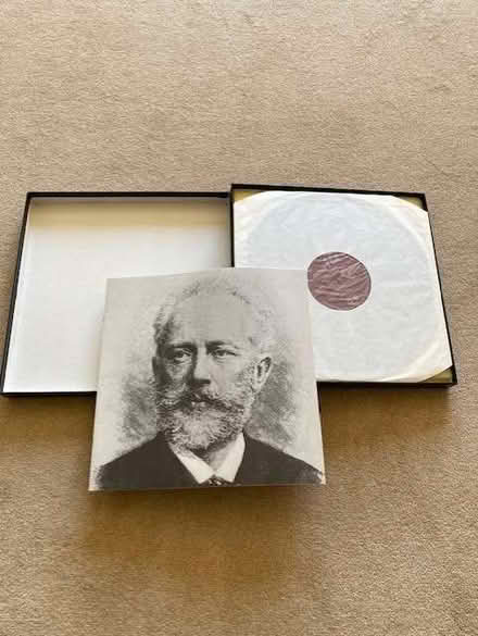 Photo of free Tchaikovsky Vynil Record set (Bracknell RG12) #3