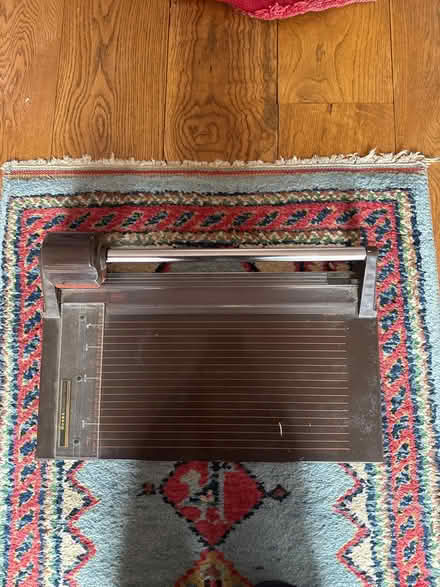 Photo of free Guillotine (Wheathampstead AL4) #1