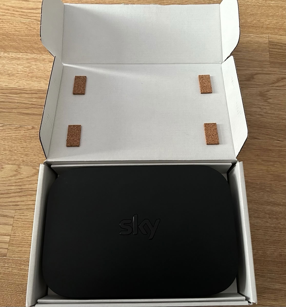 Free: SKY Q HUB Wireless Router (Ickenham)