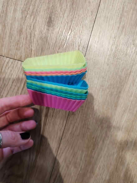 Photo of free Cake cases and "40" candles (Co4) #1