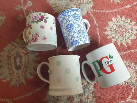 Photo of free misc mugs (Woodside WD25) #1