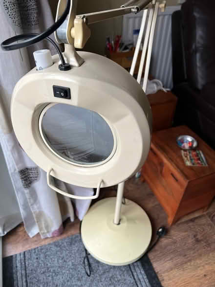Photo of free Magnifying craft light (Harlington LU5) #2