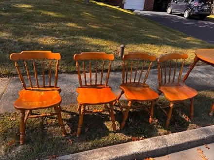 Photo of free Kitchen table and chairs (Lansdale, PA) #3