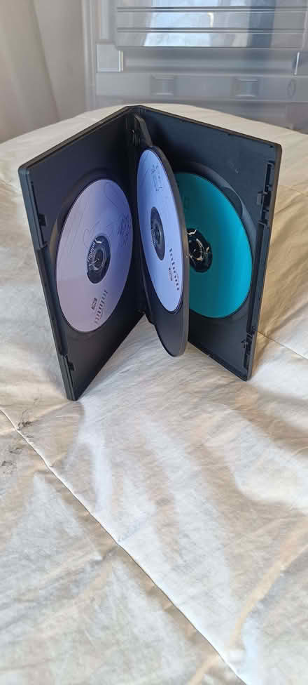 Photo of free DVD or CD cases (Farnborough BR6) #2