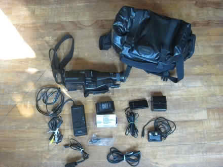 Photo of free Sanyo VM-D6 8mm cassette Camcorder (Vanier) #2
