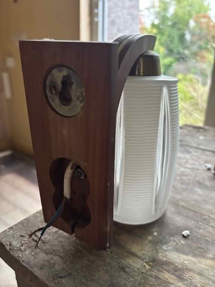 Photo of free Wall light (Chelsfield BR6) #3