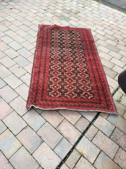 Photo of free Rug (Allerton L15) #1
