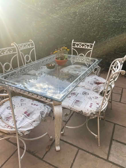 Photo of free Table and chairs (WF1 Wakefield) #2