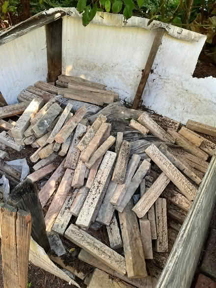 Photo of free Cultured Stone - Partial Pallet (Seattle (Capitol Hill)) #2