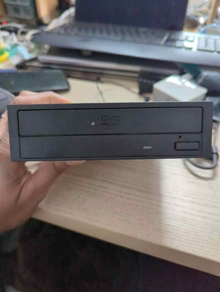 Photo of free PC DVD-ROM drive (N15, Seven Sisters) #1