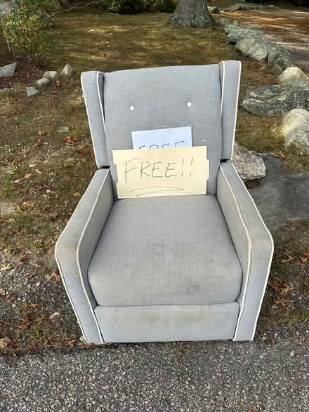 Photo of free Recliner (Saunderstown) #1