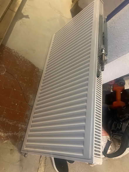 Photo of free 120 cm radiator and all fittings (RM5) #1