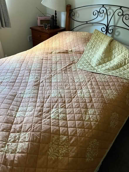 Photo of free Throw (Dursley) #1