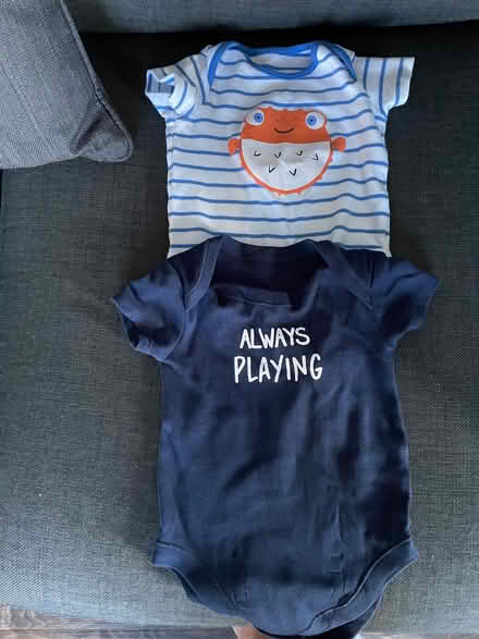 Photo of free New 6 to 9 months vests (Thringstone LE67) #1