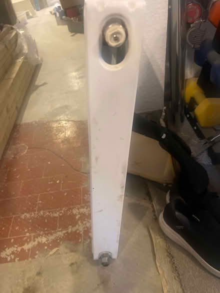 Photo of free 120 cm radiator and all fittings (RM5) #2