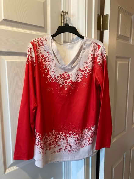 Photo of free Christmas Themed Top (Near Eubank Costco) #1