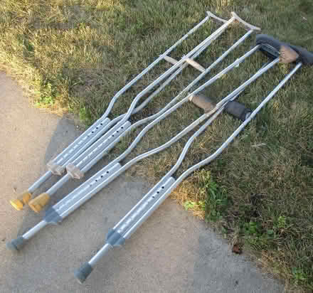 Photo of free Crutches (Schaumburg) #1
