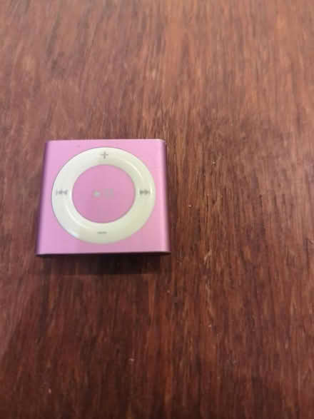 Photo of free iPod (Brockton Village) #1