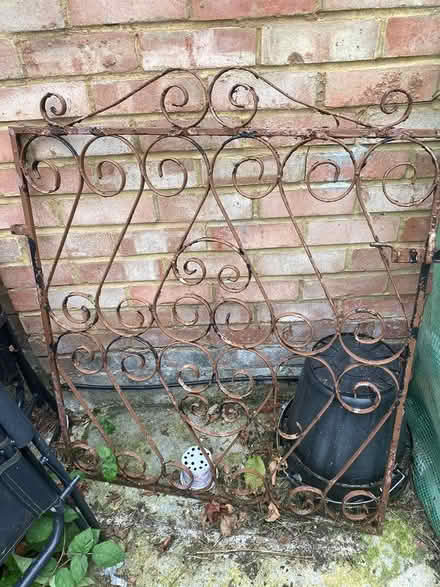 Photo of free Metal gate (Mitcham) #3