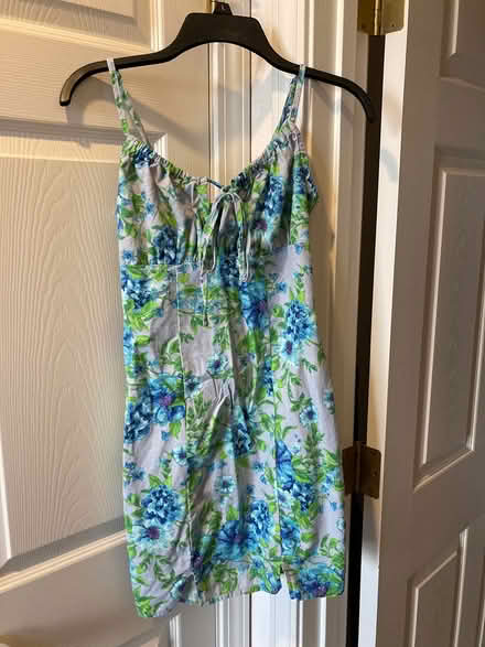 Photo of free Young Woman's Clothes (Near Eubank Costco) #1