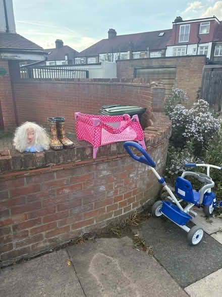 Photo of free children’s items (N13 Palmers Green) #1