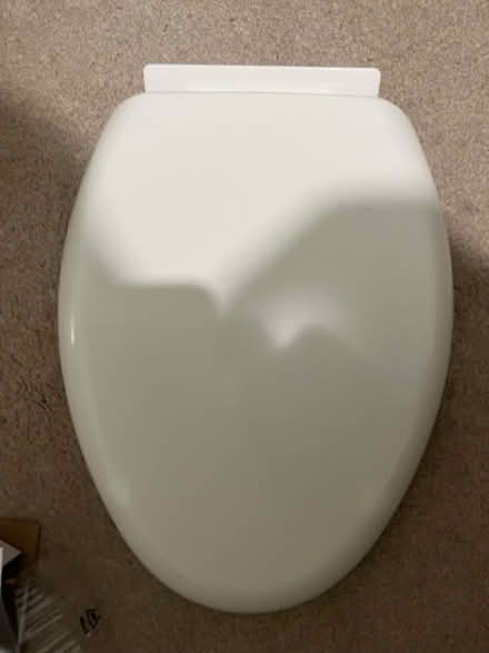 Photo of free Plastic oval toilet seat (Brixton Hill SW2) #1