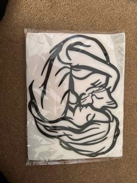 Photo of free Lady & cat wall sticker (RG30, Reading West) #1