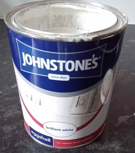 Photo of free Eggshell Paint 'Brilliant White' (LE8 5AH) #2