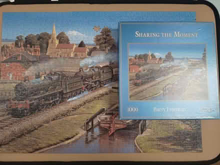 Photo of free 1000 piece Gibsons Jigsaw. 2 pieces missing (Risinghurst OX3) #3