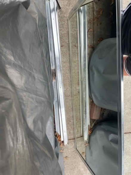 Photo of free shower doors (El Camino/shoreline/Miramonte) #2