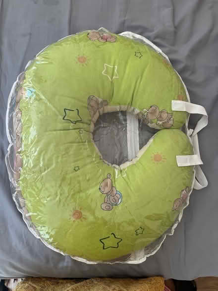 Photo of free Breastfeeding pillow (Harrow Ha2) #2
